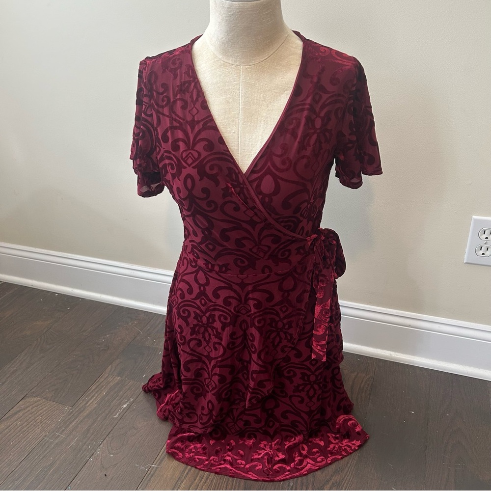 Francesca's Collections Burgundy velvet wrap Dress